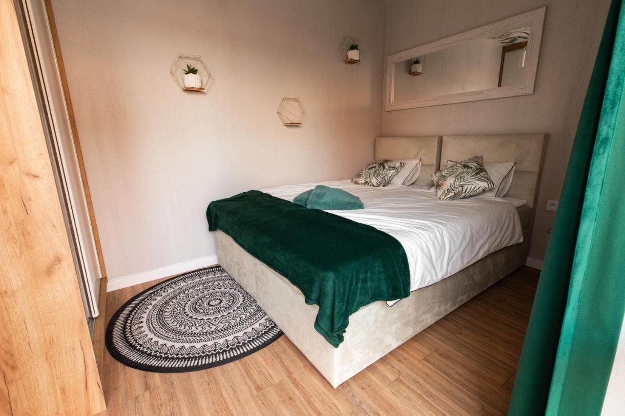Stylowe Apartamenty Plewiska Εξωτερικό φωτογραφία